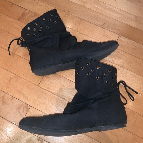 ⭐️HOST PICK⭐️[39]👢ALDO booties - Picture 6 of 12